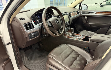 Volkswagen Touareg III, 2012 год, 1 870 000 рублей, 9 фотография
