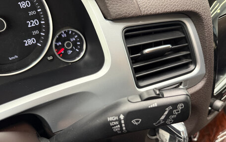 Volkswagen Touareg III, 2012 год, 1 870 000 рублей, 25 фотография