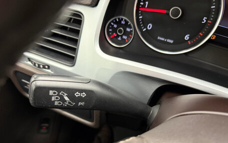 Volkswagen Touareg III, 2012 год, 1 870 000 рублей, 26 фотография