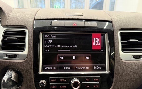 Volkswagen Touareg III, 2012 год, 1 870 000 рублей, 32 фотография