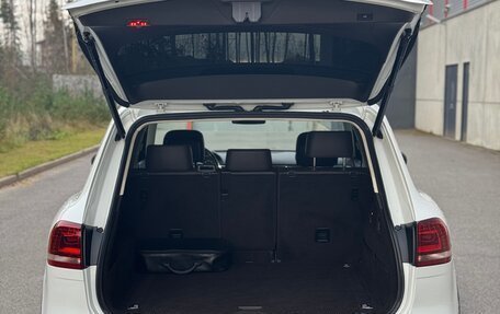 Volkswagen Touareg III, 2017 год, 3 000 000 рублей, 8 фотография