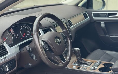 Volkswagen Touareg III, 2017 год, 3 000 000 рублей, 13 фотография