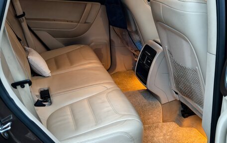 Volkswagen Touareg III, 2011 год, 2 200 000 рублей, 14 фотография