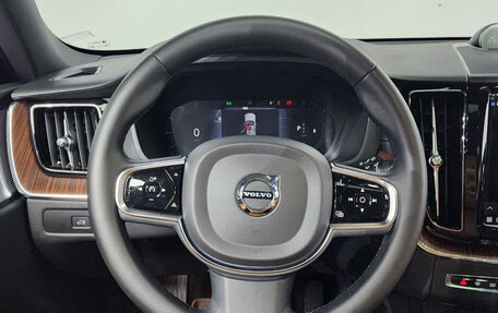 Volvo XC60 II, 2023 год, 4 200 000 рублей, 14 фотография