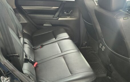 Mitsubishi Pajero IV, 2012 год, 2 550 000 рублей, 2 фотография