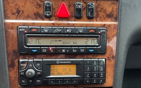 Mercedes-Benz E-Класс, 2002 год, 18 фотография