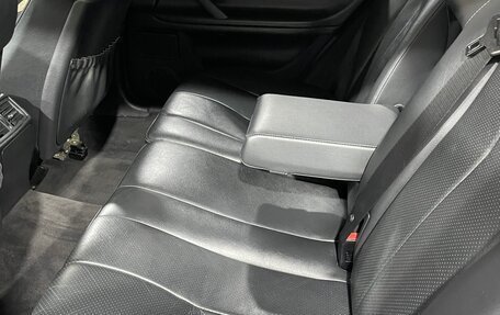 Mercedes-Benz E-Класс, 2002 год, 21 фотография