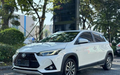 Toyota Yaris, 2022 год, 1 335 000 рублей, 1 фотография