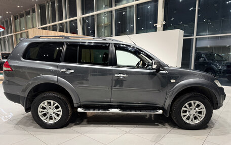 Mitsubishi Pajero Sport II рестайлинг, 2014 год, 1 690 000 рублей, 6 фотография