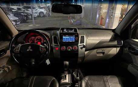 Mitsubishi Pajero Sport II рестайлинг, 2014 год, 1 690 000 рублей, 10 фотография