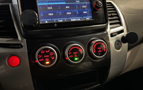 Mitsubishi Pajero Sport II рестайлинг, 2014 год, 1 690 000 рублей, 21 фотография