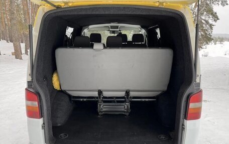 Volkswagen Transporter T5 рестайлинг, 2006 год, 1 230 000 рублей, 12 фотография