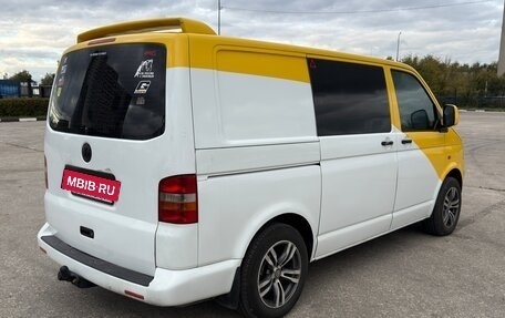 Volkswagen Transporter T5 рестайлинг, 2006 год, 1 230 000 рублей, 6 фотография