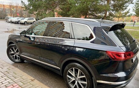 Volkswagen Touareg III, 2020 год, 6 400 000 рублей, 8 фотография