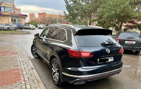 Volkswagen Touareg III, 2020 год, 6 400 000 рублей, 7 фотография