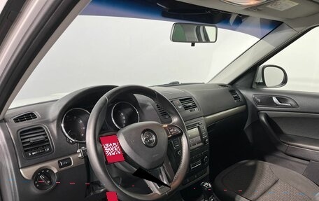 Skoda Yeti I рестайлинг, 2014 год, 1 350 000 рублей, 8 фотография