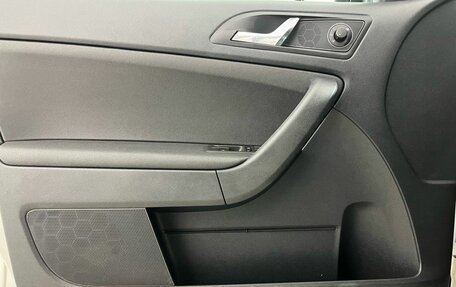 Skoda Yeti I рестайлинг, 2014 год, 1 350 000 рублей, 18 фотография