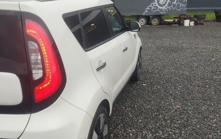 KIA Soul II рестайлинг, 2015 год, 1 350 000 рублей, 6 фотография