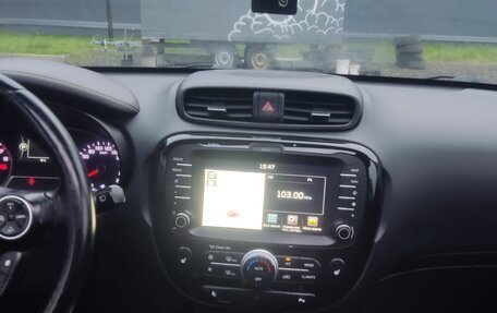 KIA Soul II рестайлинг, 2015 год, 1 350 000 рублей, 13 фотография