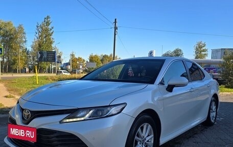 Toyota Camry, 2019 год, 2 150 000 рублей, 9 фотография