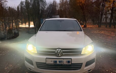 Volkswagen Touareg III, 2011 год, 1 950 000 рублей, 4 фотография