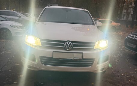 Volkswagen Touareg III, 2011 год, 1 950 000 рублей, 8 фотография