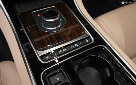 Jaguar XF II, 2016 год, 2 540 000 рублей, 23 фотография