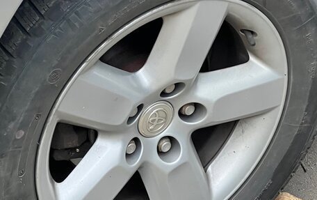 Toyota RAV4, 2004 год, 9 500 000 рублей, 8 фотография