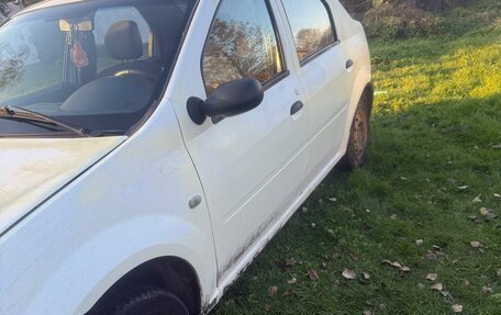 Renault Logan I, 2011 год, 230 000 рублей, 2 фотография