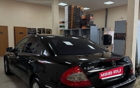 Mercedes-Benz E-Класс, 2007 год, 1 800 000 рублей, 2 фотография