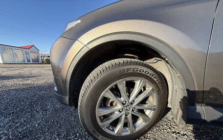 Toyota RAV4, 2018 год, 2 700 000 рублей, 10 фотография