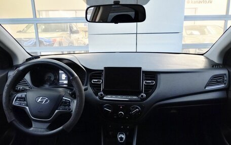 Hyundai Solaris II рестайлинг, 2021 год, 1 688 000 рублей, 7 фотография