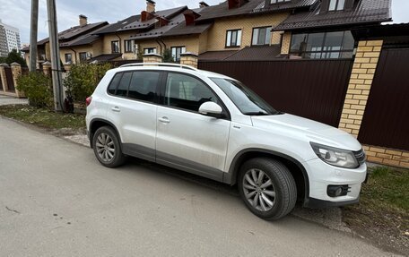 Volkswagen Tiguan I, 2016 год, 1 720 000 рублей, 2 фотография