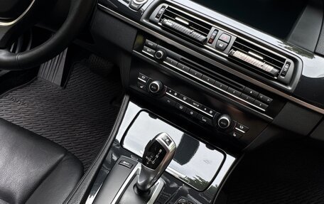 BMW 5 серия, 2010 год, 1 990 000 рублей, 10 фотография