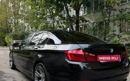 BMW 5 серия, 2010 год, 1 990 000 рублей, 14 фотография