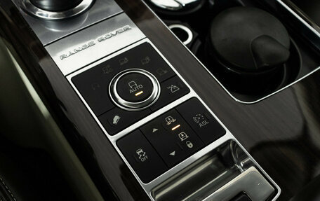 Land Rover Range Rover IV рестайлинг, 2014 год, 3 249 898 рублей, 21 фотография