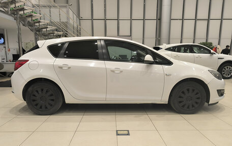 Opel Astra J, 2013 год, 650 000 рублей, 5 фотография