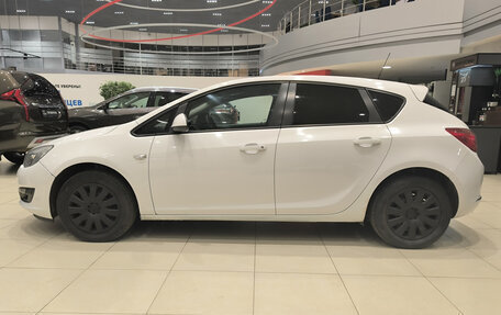 Opel Astra J, 2013 год, 650 000 рублей, 10 фотография