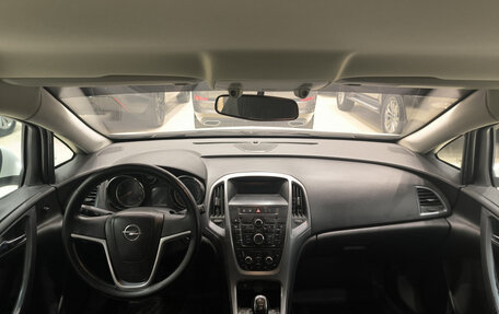 Opel Astra J, 2013 год, 650 000 рублей, 17 фотография