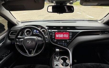 Toyota Camry, 2019 год, 2 800 000 рублей, 1 фотография