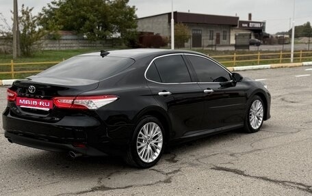 Toyota Camry, 2019 год, 2 800 000 рублей, 9 фотография