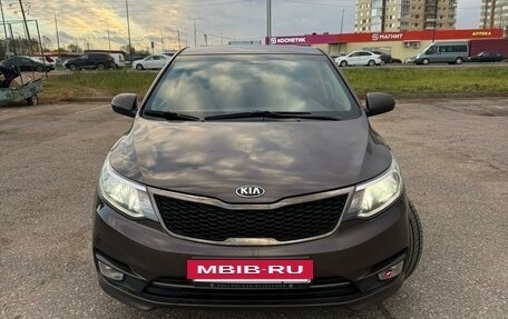 KIA Rio III рестайлинг, 2016 год, 1 010 000 рублей, 2 фотография