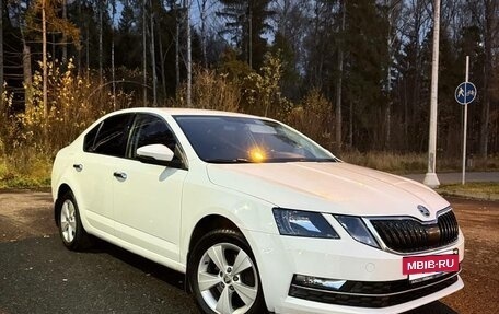 Skoda Octavia, 2017 год, 1 665 000 рублей, 3 фотография