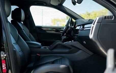 Porsche Cayenne III, 2019 год, 6 349 000 рублей, 28 фотография
