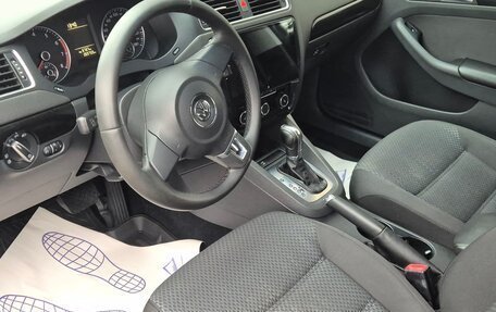 Volkswagen Jetta VI, 2013 год, 915 000 рублей, 5 фотография