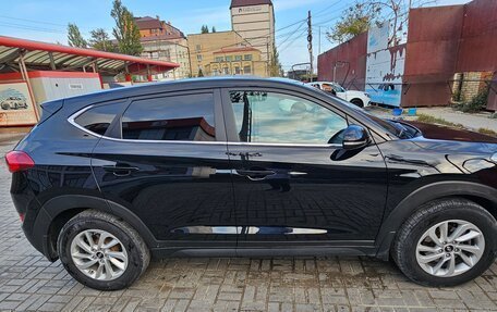 Hyundai Tucson III, 2017 год, 1 970 000 рублей, 2 фотография