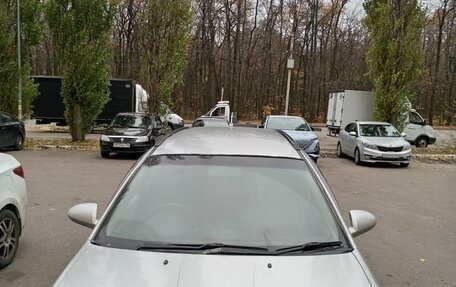 Nissan Wingroad III, 2001 год, 350 000 рублей, 7 фотография