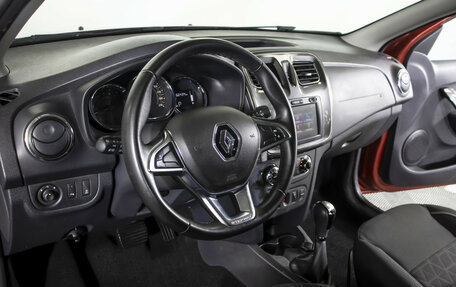 Renault Sandero II рестайлинг, 2018 год, 1 135 000 рублей, 17 фотография