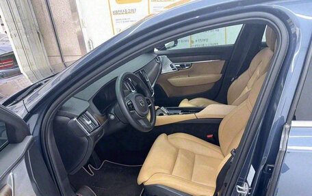 Volvo S90 II рестайлинг, 2022 год, 3 150 000 рублей, 8 фотография