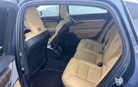 Volvo S90 II рестайлинг, 2022 год, 3 150 000 рублей, 9 фотография